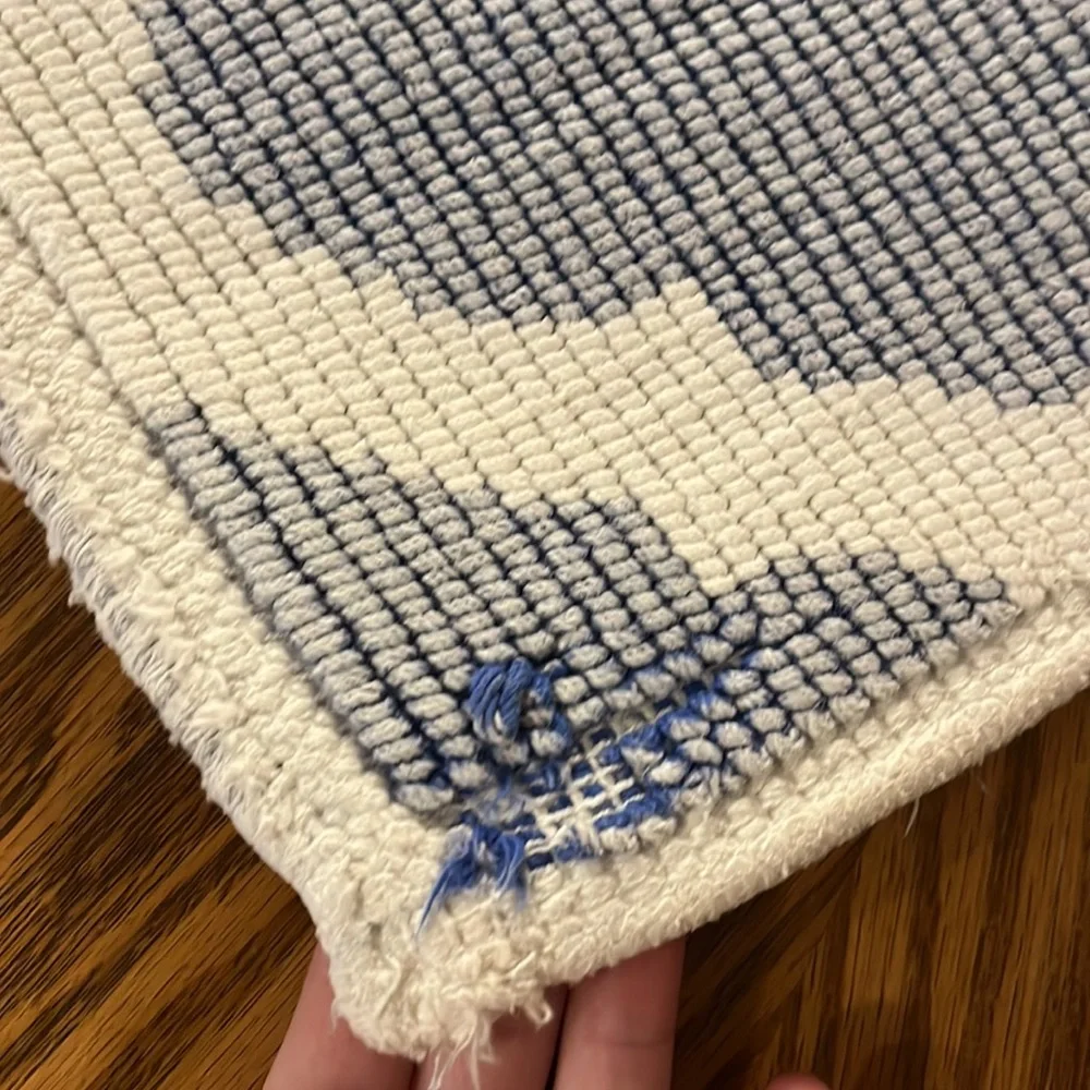 Natural Cotton Bath Mat / Throw Rug White & Blue Design